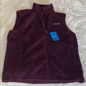 NWT Purple Fleece Columbia Vest